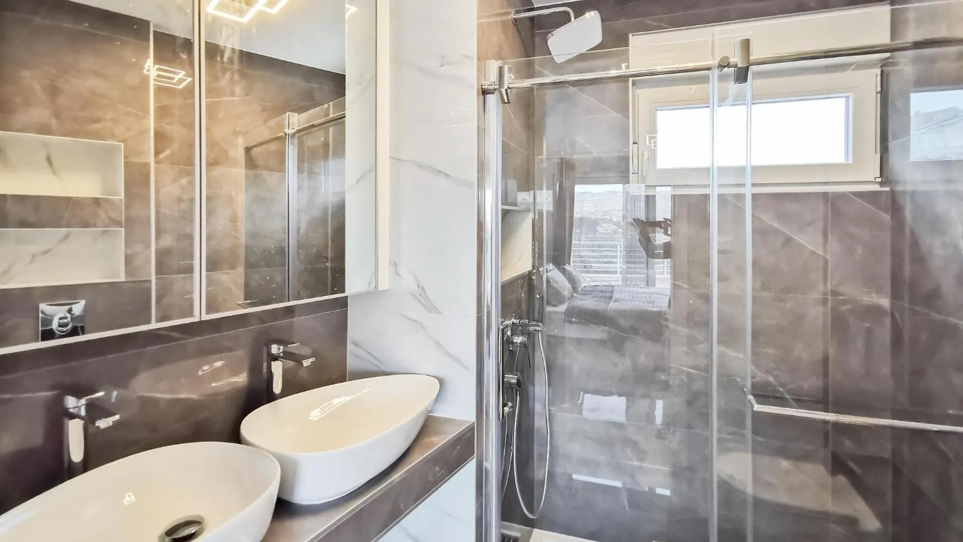 Beautiful Home In Klimno With Kitchen Holiday home