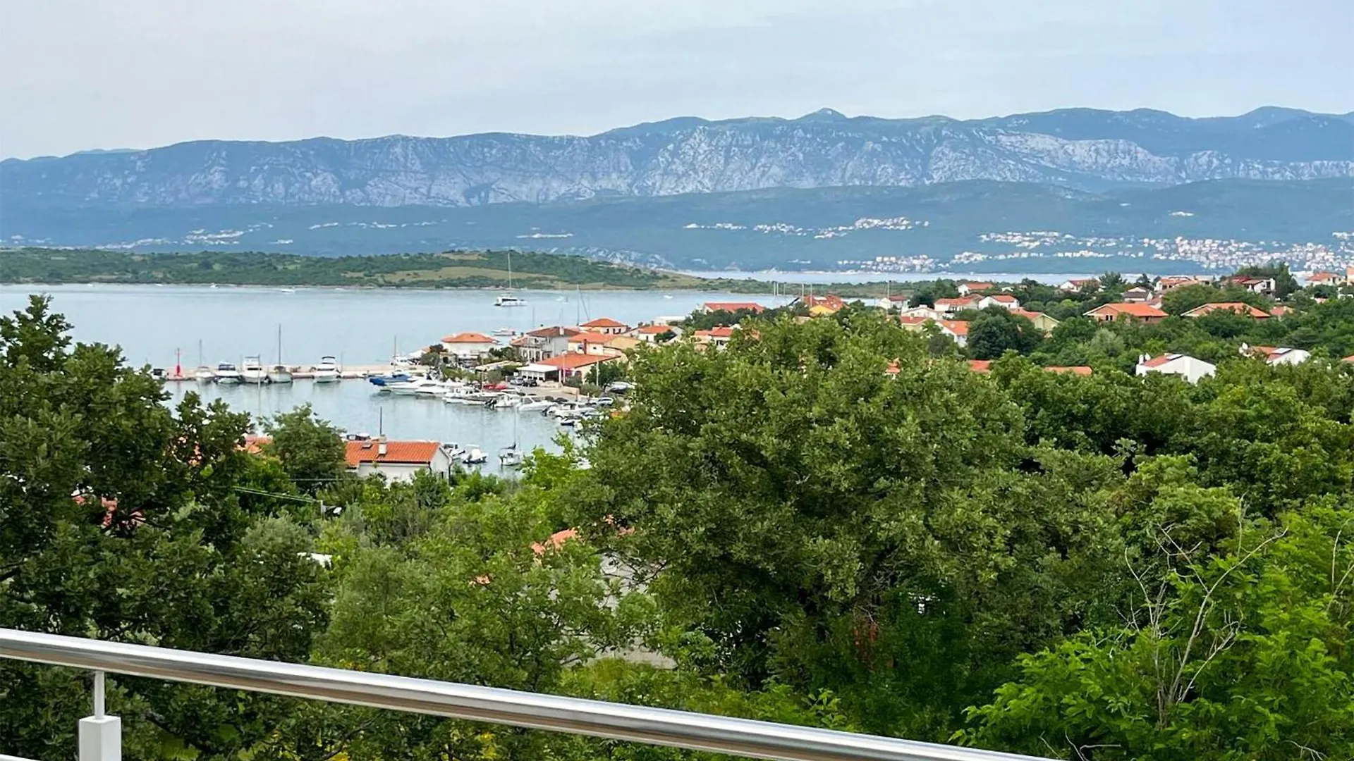 Beautiful Home In Klimno With Kitchen 0*,  Croatia